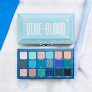 NIB JEFFREY STAR LIMITED EDITION TRUE BLOOD EYESHADOW PALETTE 💙